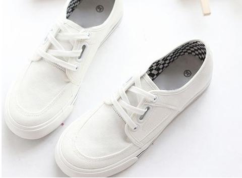 全皮白鞋特别脏怎么处理,怎么清洗白鞋上的污垢