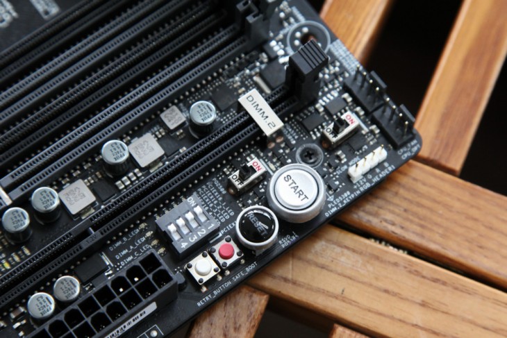 酷睿i9顶级座驾！ROGRAMPAGEVIEXTREME主板评测