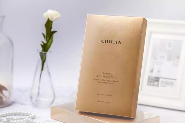 睡前用它擦脸快速年轻20岁,25岁女性睡前护肤