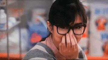 时尚的人戴什么眼镜好,时髦的人都在穿些啥