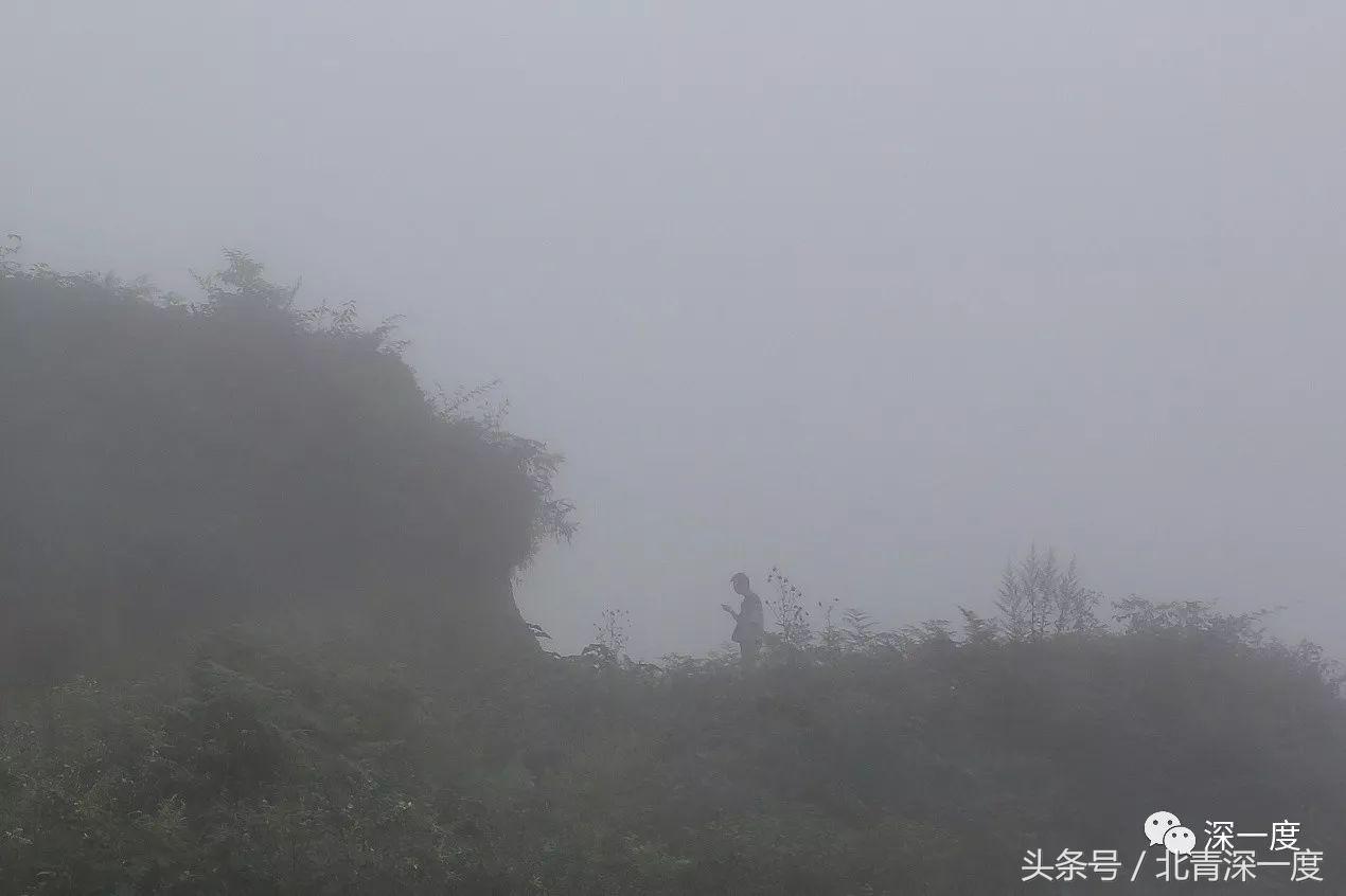 「看见」泥坑里的“鹿晗”和吃土豆的孩子：80张图，读懂中国脱贫