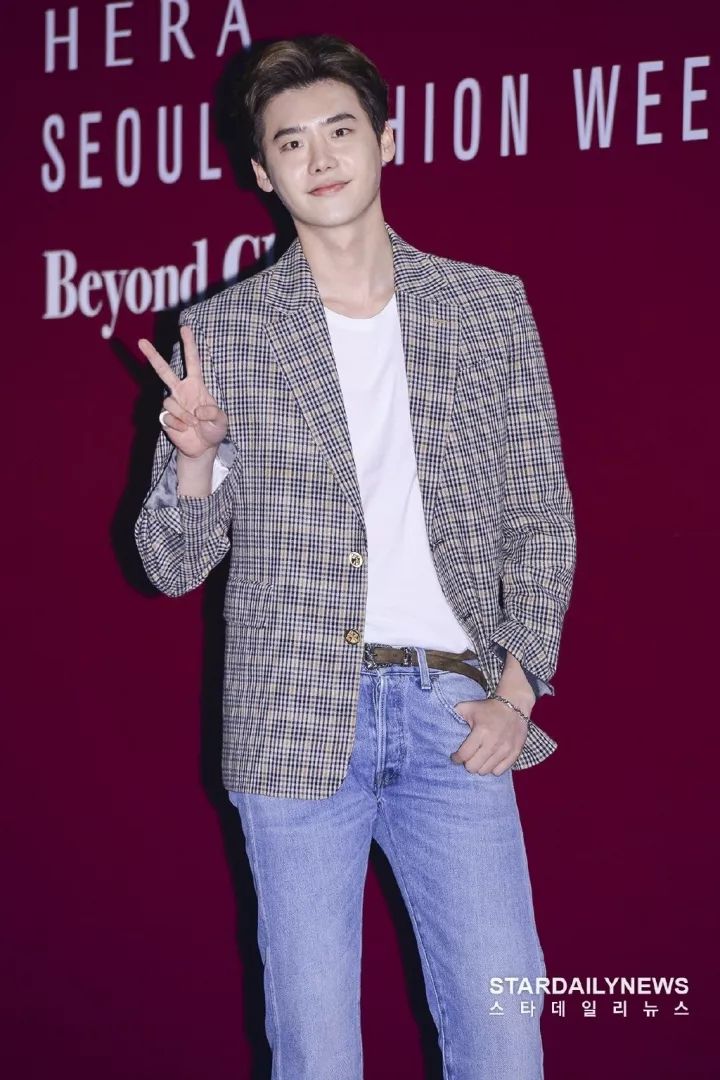 一周爱豆穿衣榜｜众爱豆扎堆首尔时装周可是他们的*服私**更好看