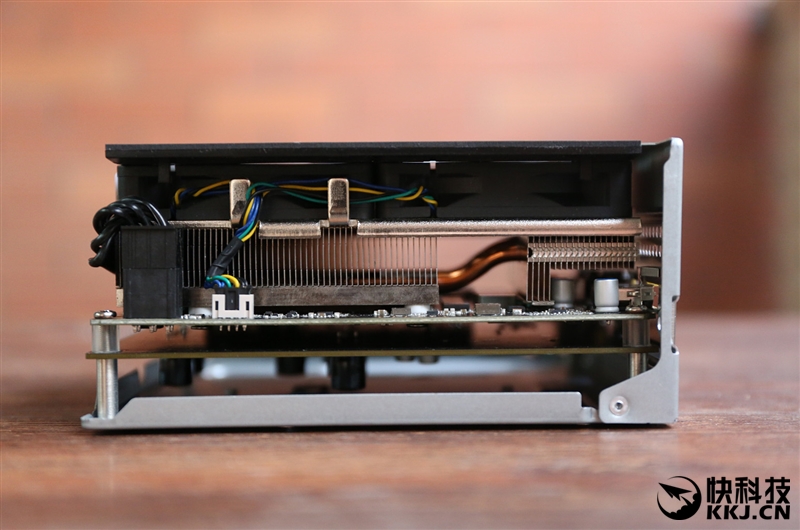 轻薄本也能轻松吃鸡,轻薄本能吃鸡