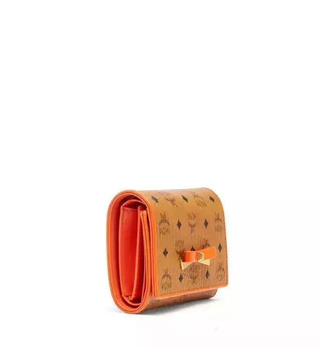 mcm韩国免税代购新款,mcm韩国免税店官网价格表