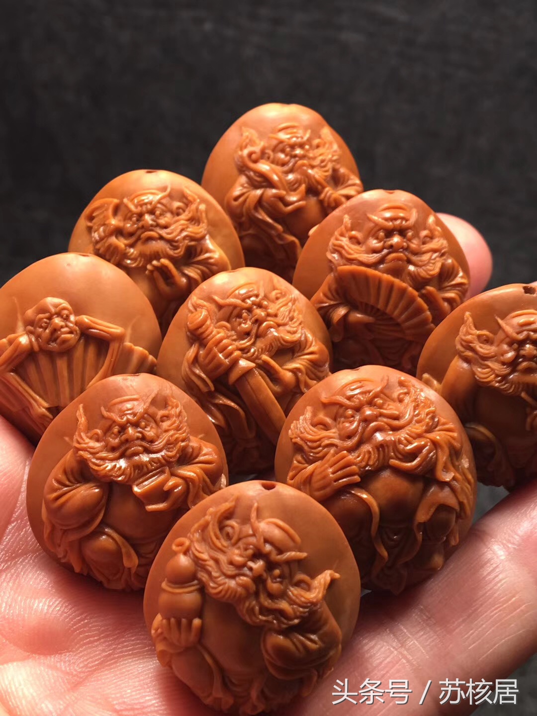 橄榄核雕有几种雕工工艺,橄榄核核质决定价格还是雕工