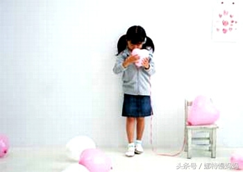 孩子内向不会和人相处,孩子性格内向不善于沟通