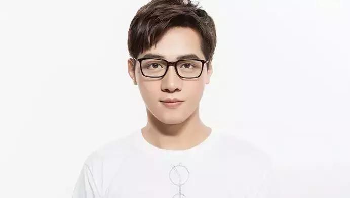 怎么找适合自己脸型的眼镜,测试自己脸型适合什么眼镜