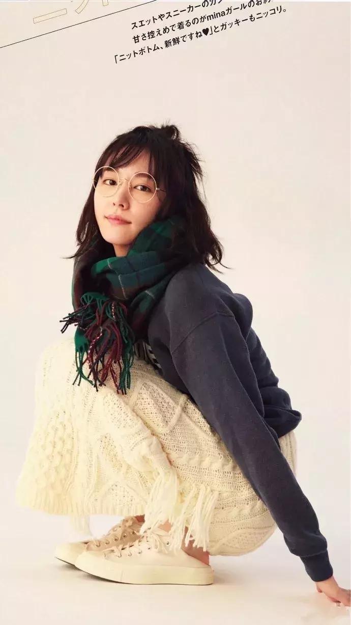 时尚的人戴什么眼镜好,时髦的人都在穿些啥