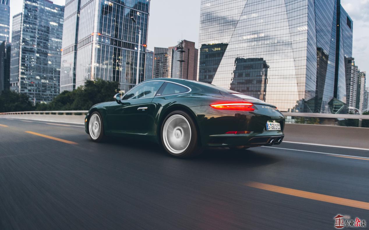 保时捷911入华十周年纪念版,年轻人的第一天保时捷911