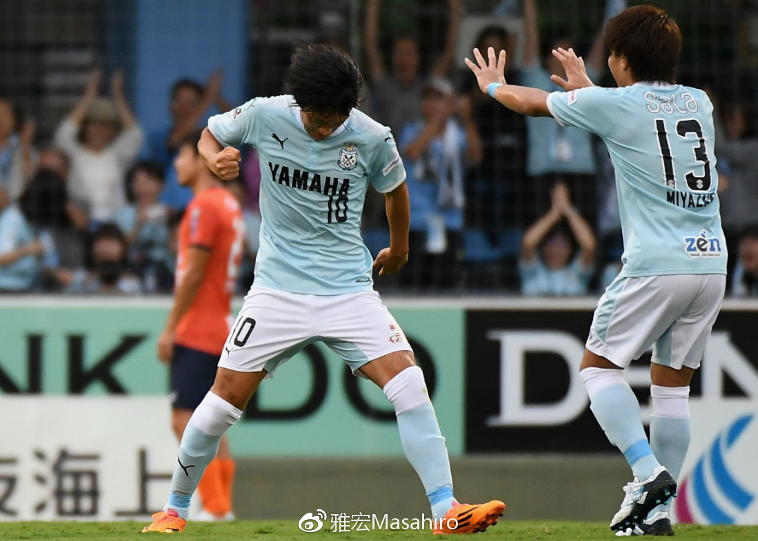 光看队名,我们就差了日本足球很多年