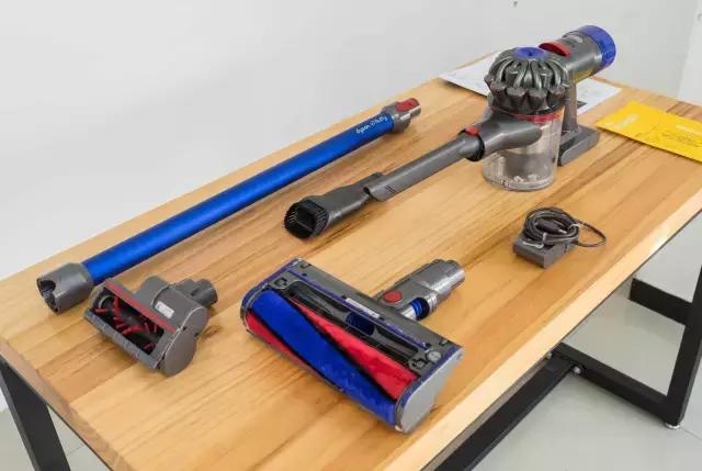 戴森v7f,戴森吸尘器v7fluffyextra