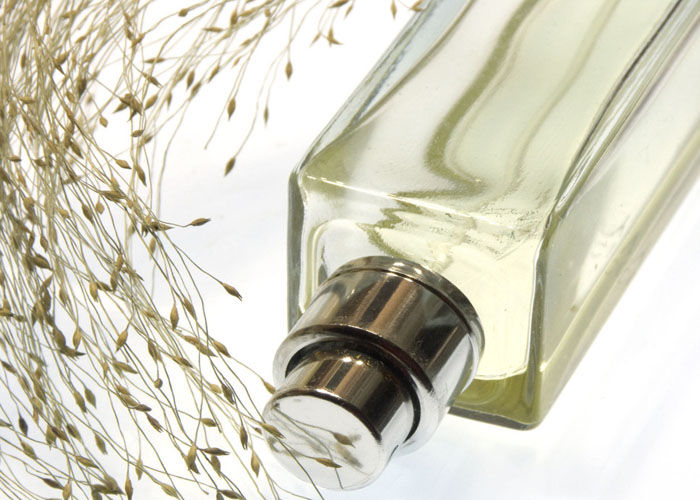 香水的成分配料有哪些,香水的主要成分是什么视频