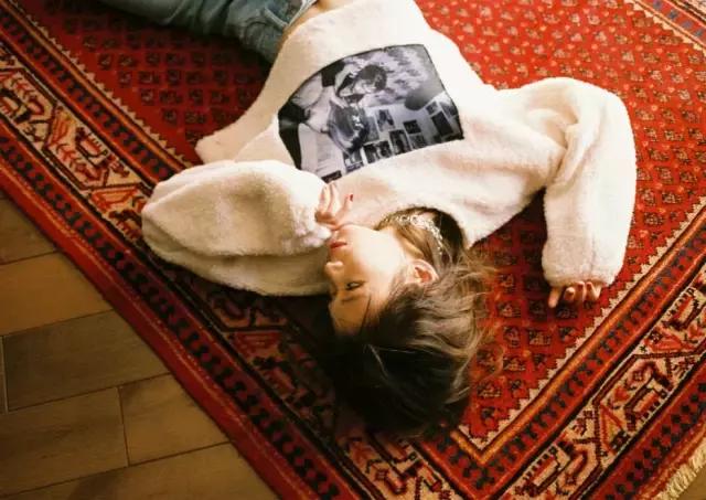 除了它也没谁了!既减龄又百搭,可以从20岁穿到50岁!