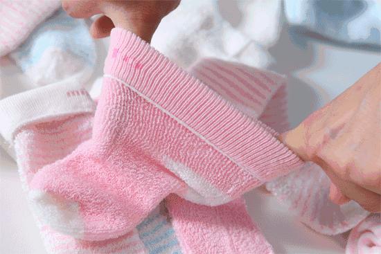 *裤内**和袜子放一起没想象中那么可怕，可我们就是不建议你那样做