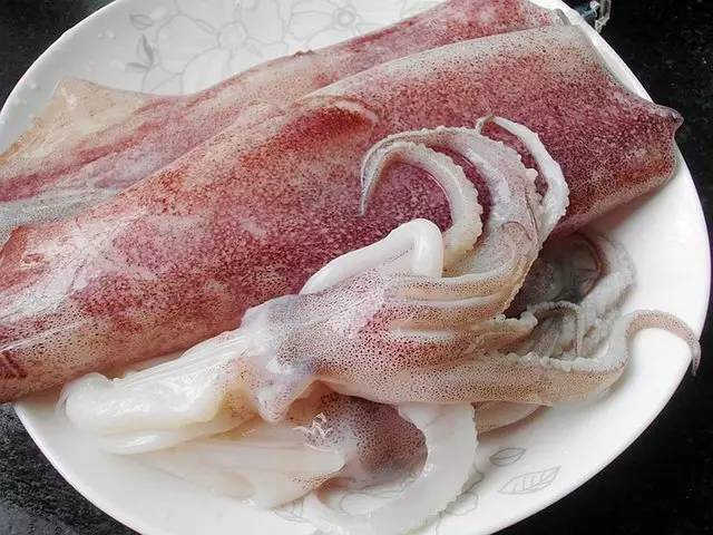 市场海鲜怎么买,挑选新鲜海鲜的正确方法