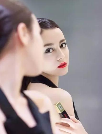 女明星最红口红,杨幂口红上百款