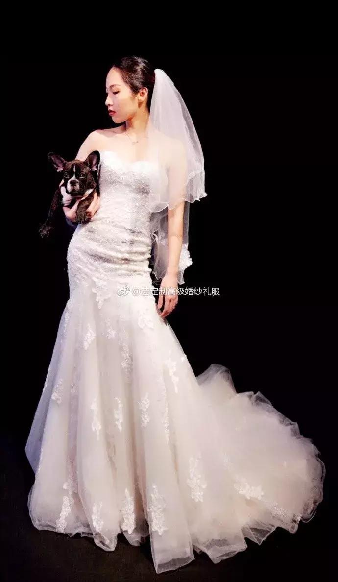 大码拖尾显瘦重工长袖婚纱,显瘦拖尾蛋糕裙