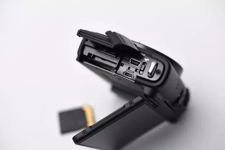 小巧便捷的佳能相机推荐,佳能m系列入门微单哪个好