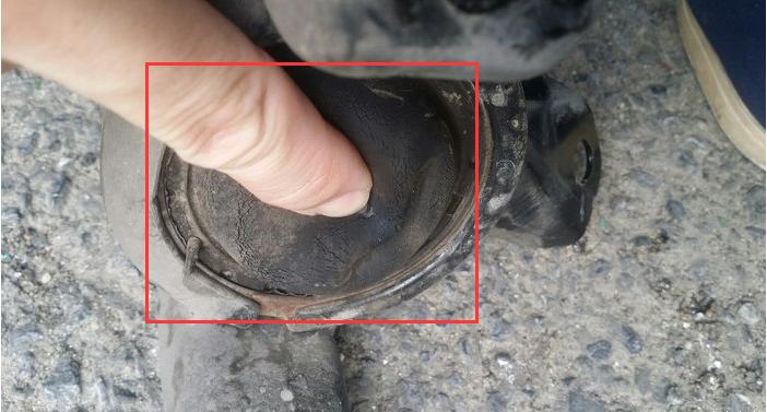 马自达6更换完机脚胶还是抖动,老款马自达6急加速车身抖动