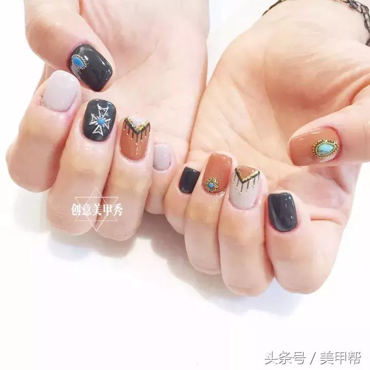 焦糖色美甲显白还是显黑,焦糖色系美甲