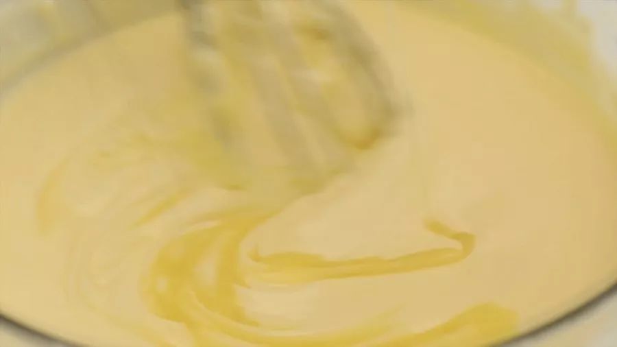 家庭蛋糕最简单裱花做法,家庭蛋糕裱花最简单做法