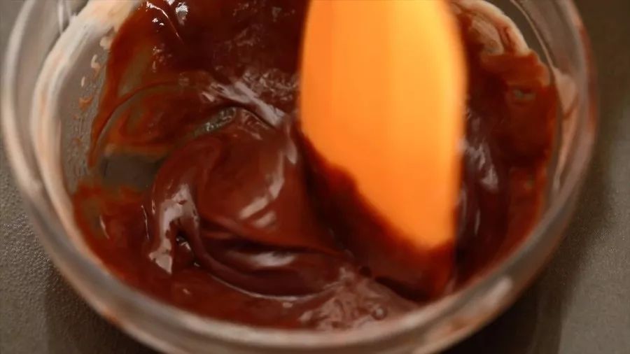 家庭蛋糕最简单裱花做法,家庭蛋糕裱花最简单做法