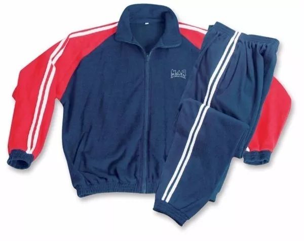 来看看高中时期的校服吧,来看看高中的校服