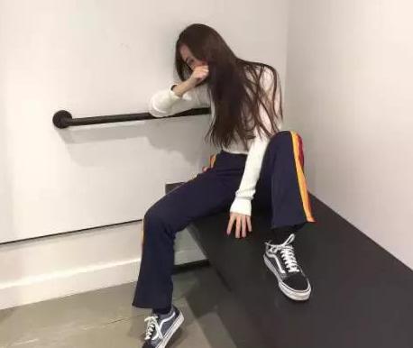 秋冬毛衣穿搭中性风高级感,打底毛衣女加绒秋冬半高领