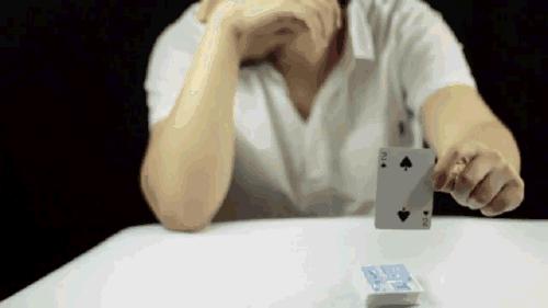 10个简单的扑克牌魔术视频,简单又神奇很实用的扑克魔术教学