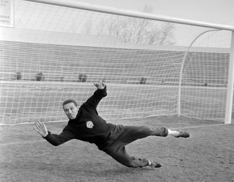 历届世界杯最佳守门员,历届世界杯守门员精彩扑救