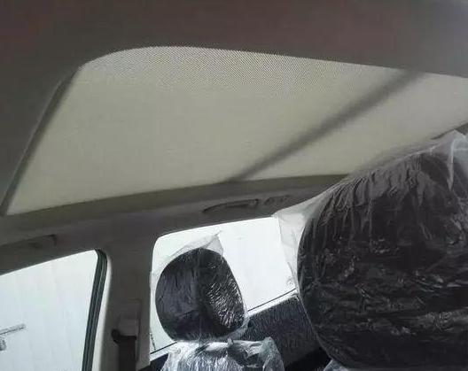 2020款远景x6尊贵版有全景天窗吗,18款远景x6全景天窗中国红