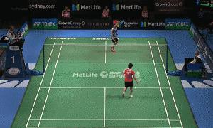 羽毛球单打比赛对手杀斜线怎么防,羽毛球双打封网封直线还是斜线