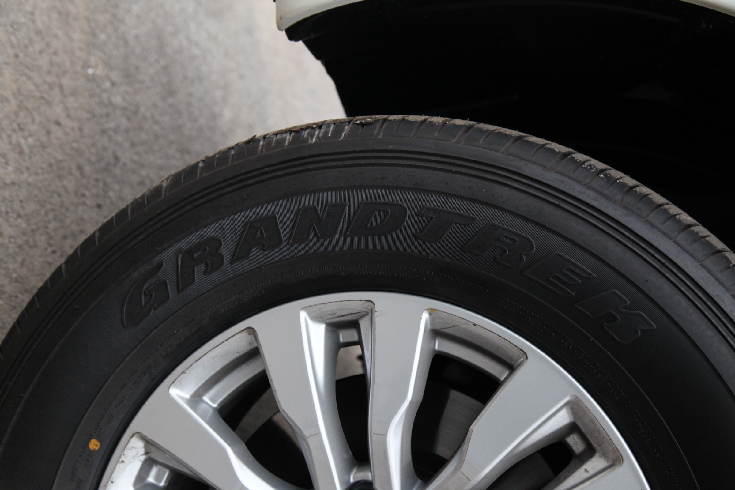 日产途乐4.0铂金版陆巡,日产途乐四驱越野不输牧马人