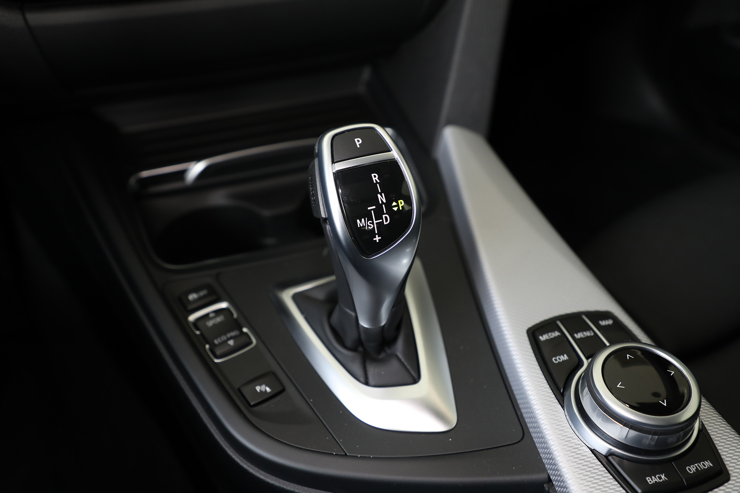 宝马3系gt值得入手,宝马3系gt讲解