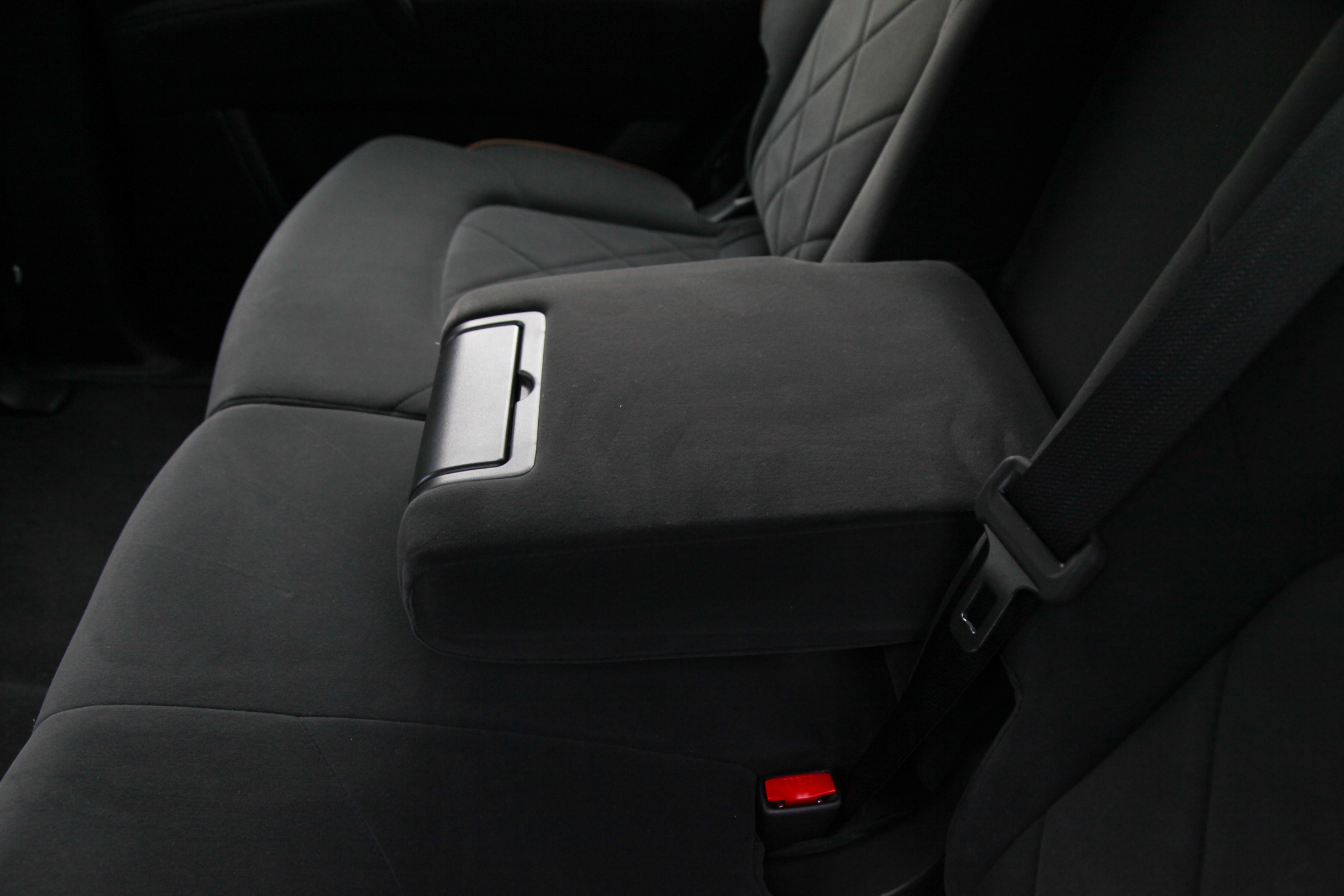 日产途乐4.0铂金版陆巡,日产途乐四驱越野不输牧马人