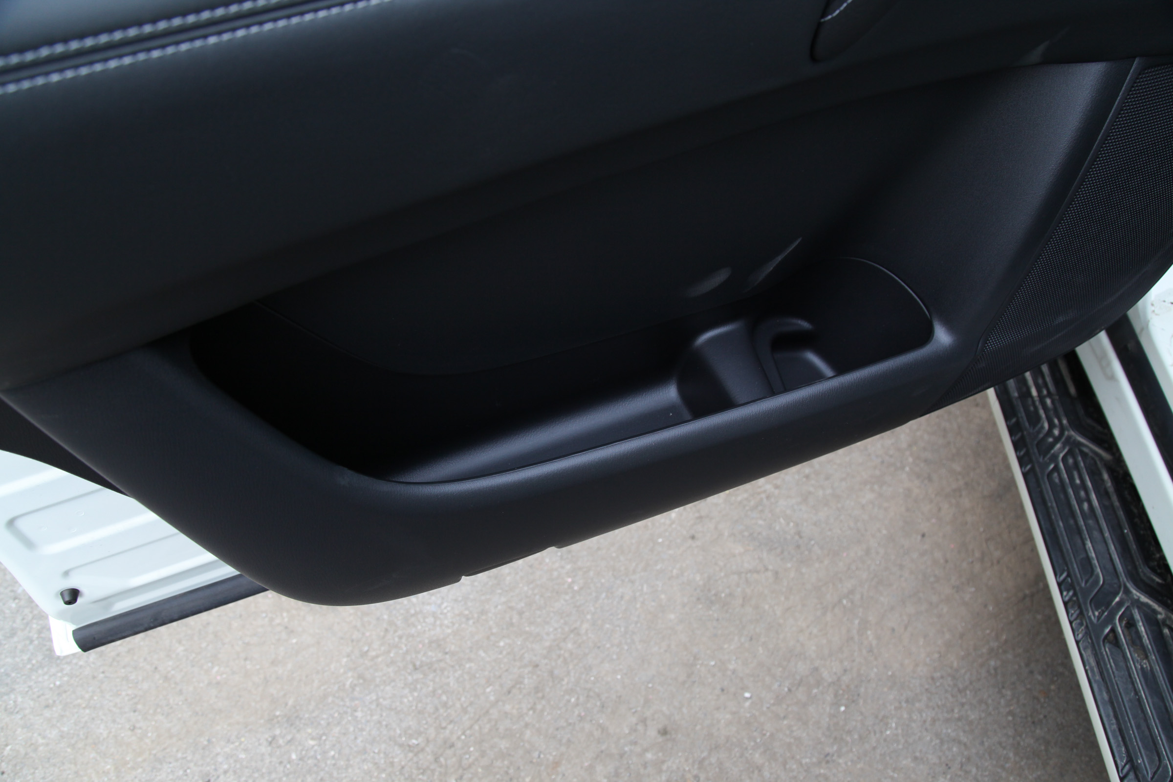 日产途乐4.0铂金版陆巡,日产途乐四驱越野不输牧马人