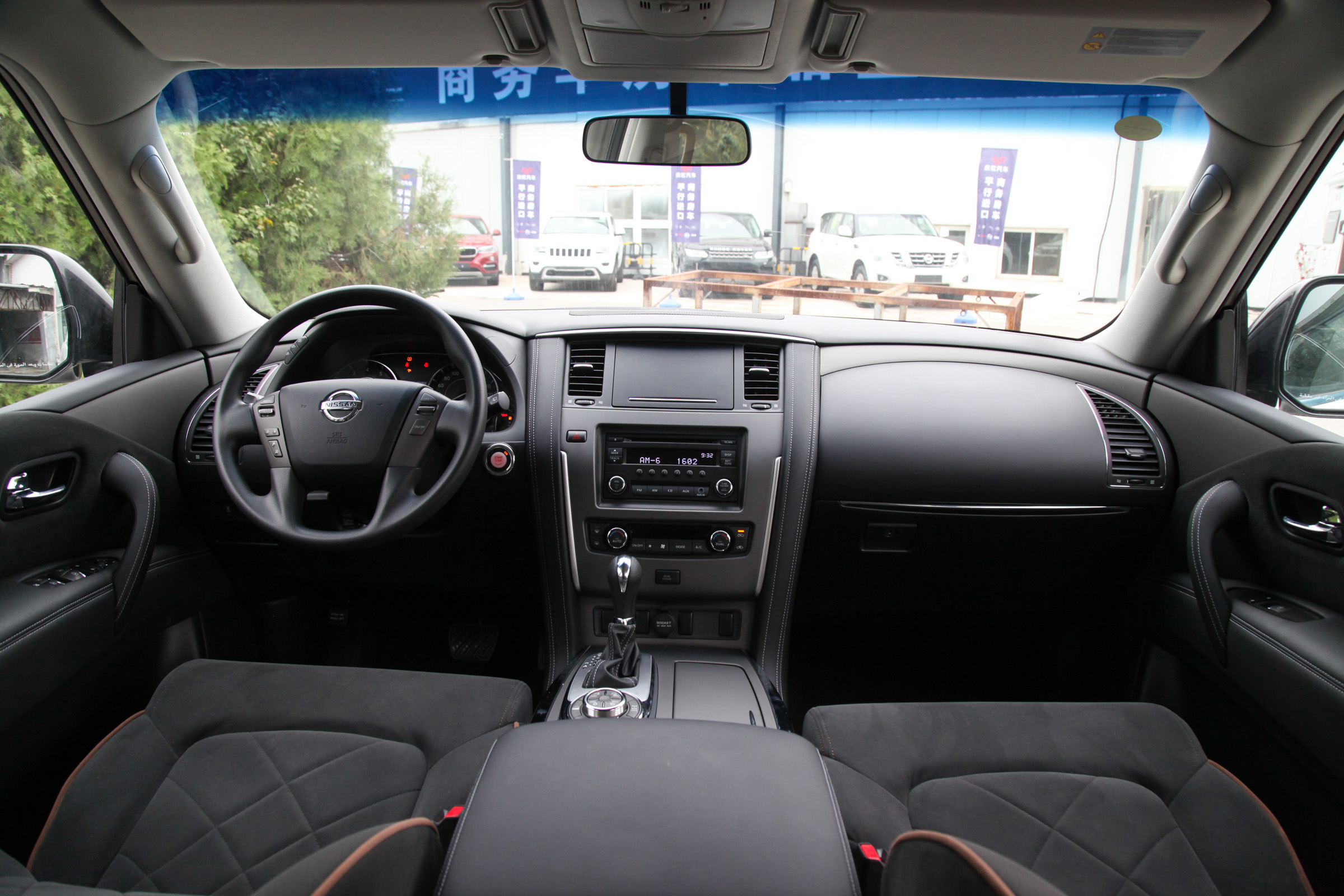 日产途乐4.0铂金版陆巡,日产途乐四驱越野不输牧马人