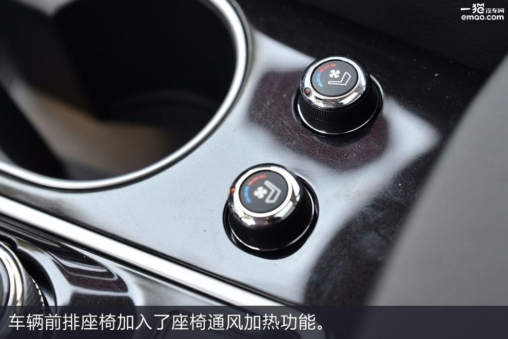 年轻人新款车型,日产全新一代西玛试驾