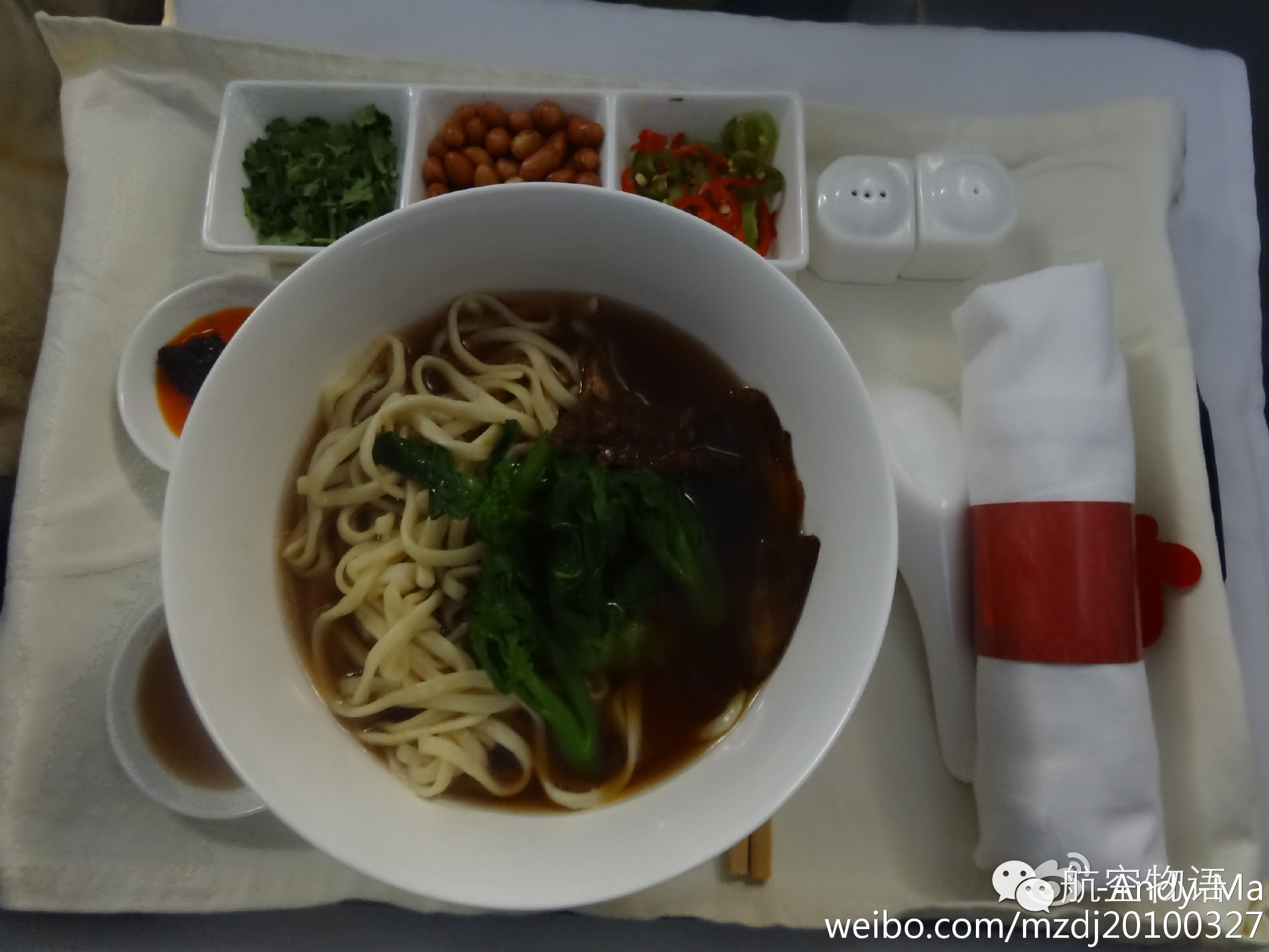 南航国际头等舱体验,南航越太平洋延程飞行