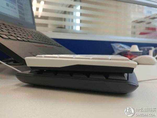 罗技无线键鼠套装mk275,罗技mk275键盘配备的鼠标型号