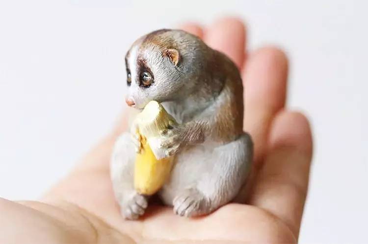 旁友，你可以用文艺的方式做内容，但不能用文艺的态度做生意啊