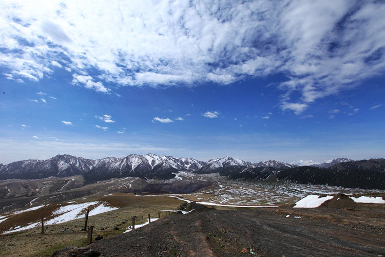 五月上天山,圆你一个武侠梦