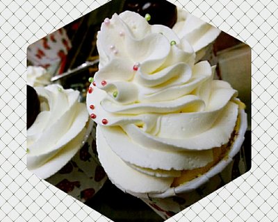 雀巢奶油裱花能放多久,雀巢奶油打发后裱花还是不行