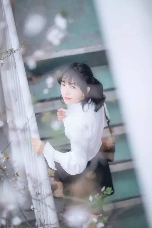 花季怎么拍好看,自由浪漫的人像照片