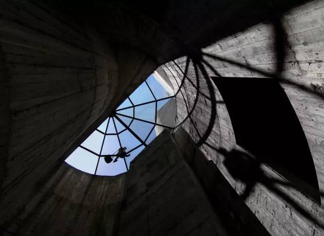 视觉明暗对比,视觉冲击颜色对比图片