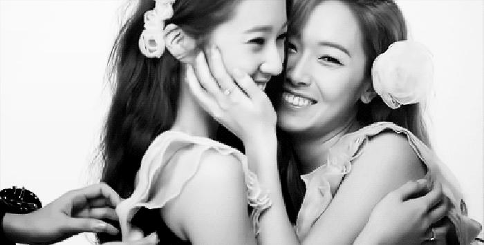 韩国郑氏姐妹,jessicakrystal郑氏姐妹机场look