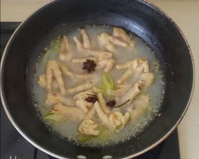 泡椒凤爪的做法简单小视频,泡椒凤爪柠檬最正宗的做法
