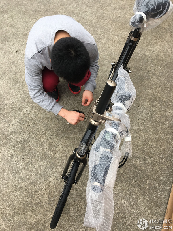 春风十里,不如“云马”载你:云马电单车C1体验