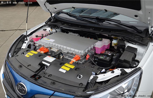 比亚迪秦EV300/e5上市售22.98-30.98万