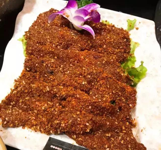 大连有一家特别的火锅店,大连适合去吃的平价火锅店